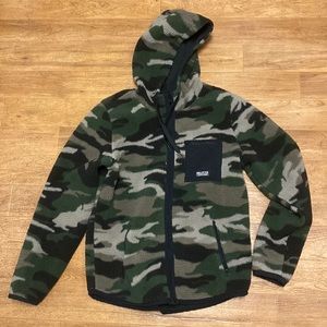 Hollister zip up sherpa outside hoodie camo print large